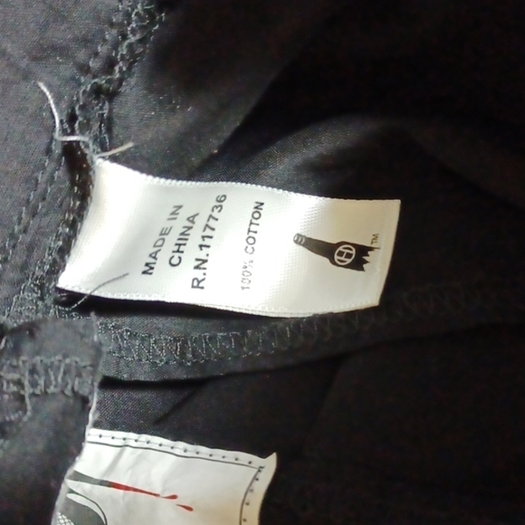 HELLZ BELLZ  TOP SIZE M IN A BEAUTIFUL BLACK ⚫️ COTTON - Picture 8 of 8